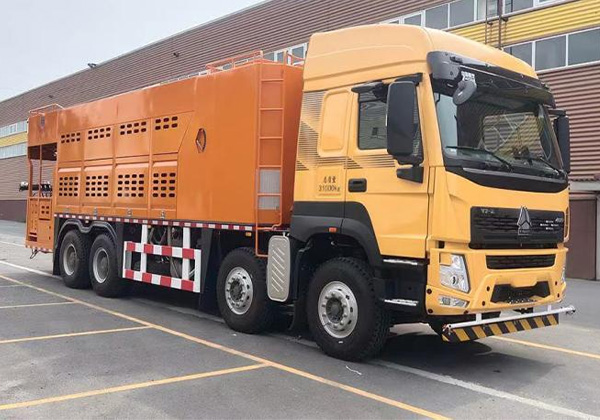 稀漿封層車(chē)