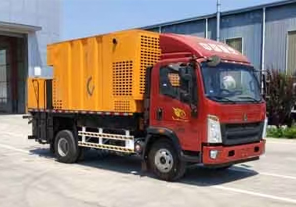 稀漿封層車(chē)